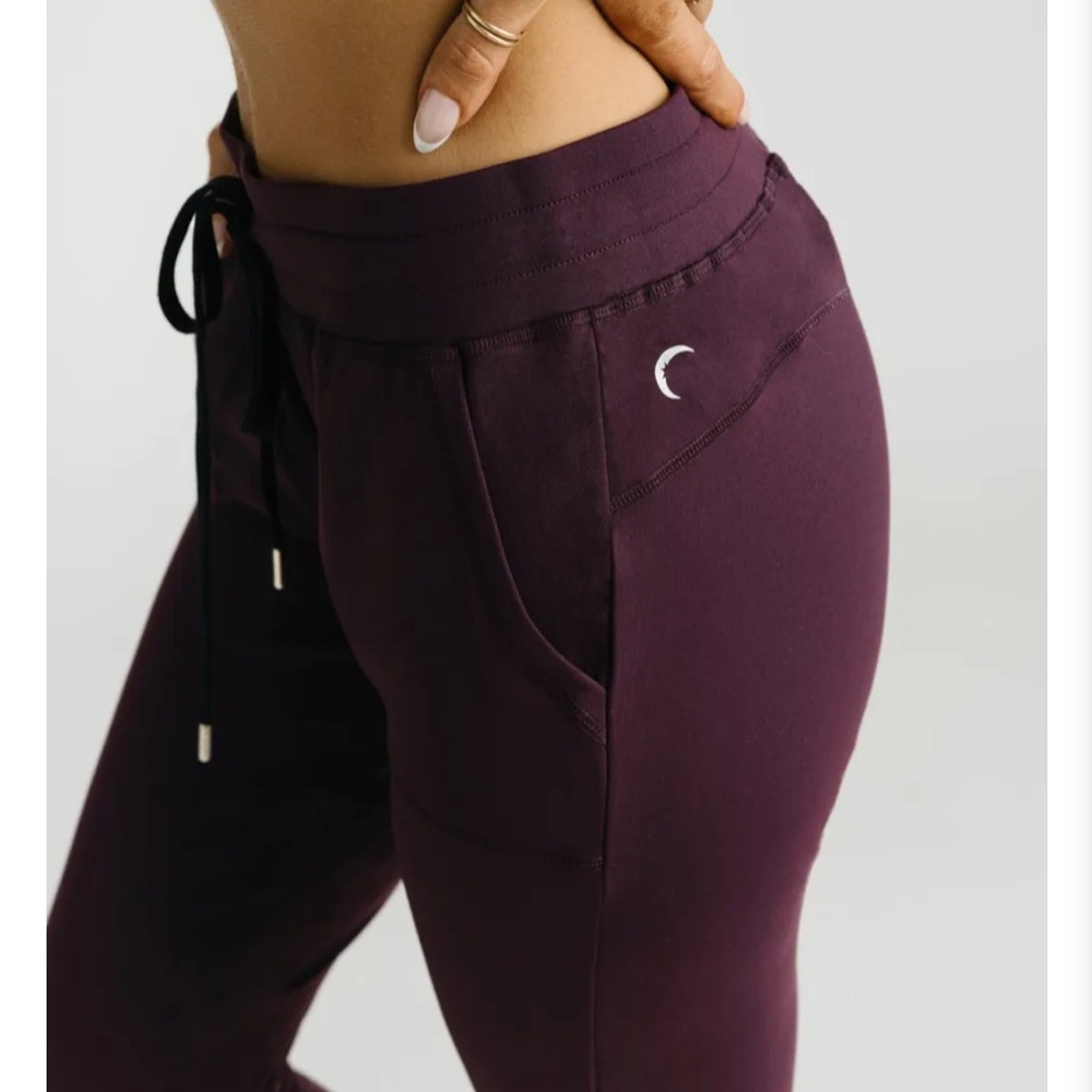 Zyia unwind joggers